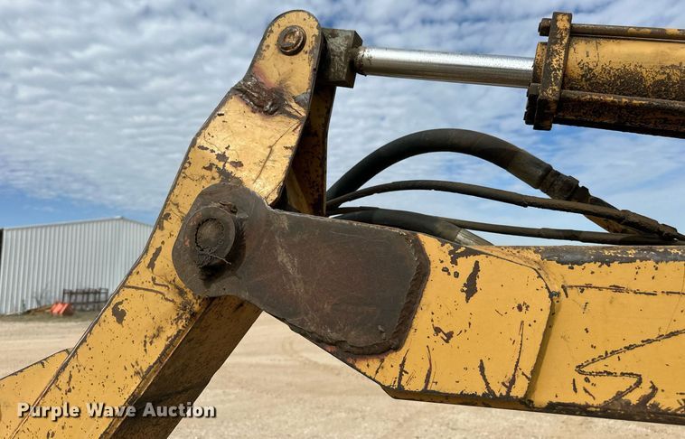 image for item DW8636 1997 John Deere 6400 MFWD tractor