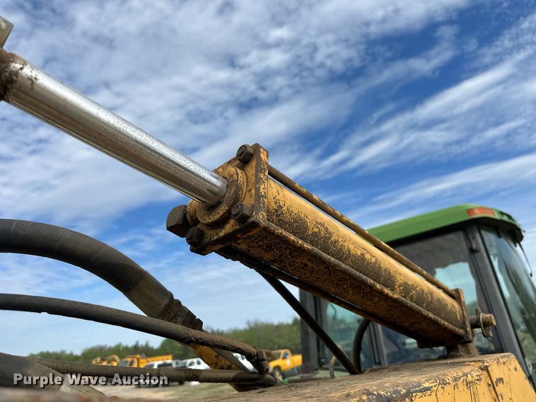 image for item DW8636 1997 John Deere 6400 MFWD tractor