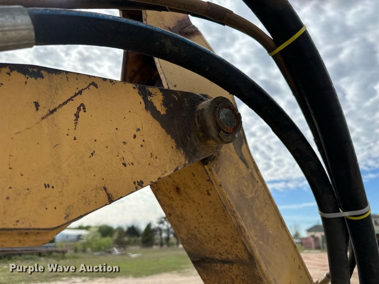 image for item DW8636 1997 John Deere 6400 MFWD tractor