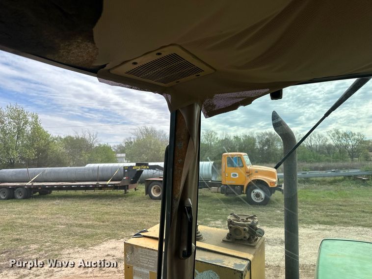 image for item DW8636 1997 John Deere 6400 MFWD tractor