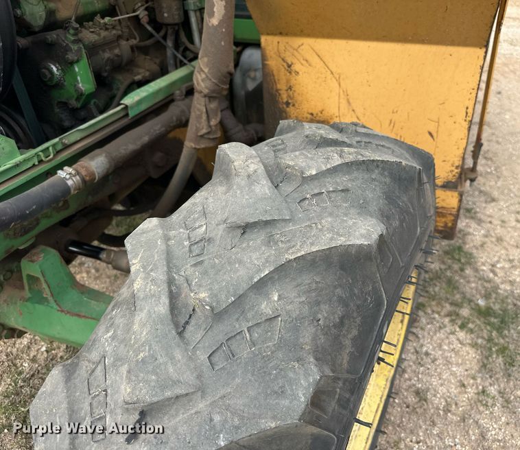 image for item DW8636 1997 John Deere 6400 MFWD tractor