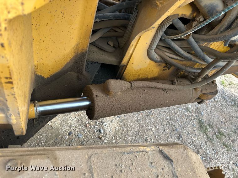 image for item DW8637 1998 John Deere 670C motor grader