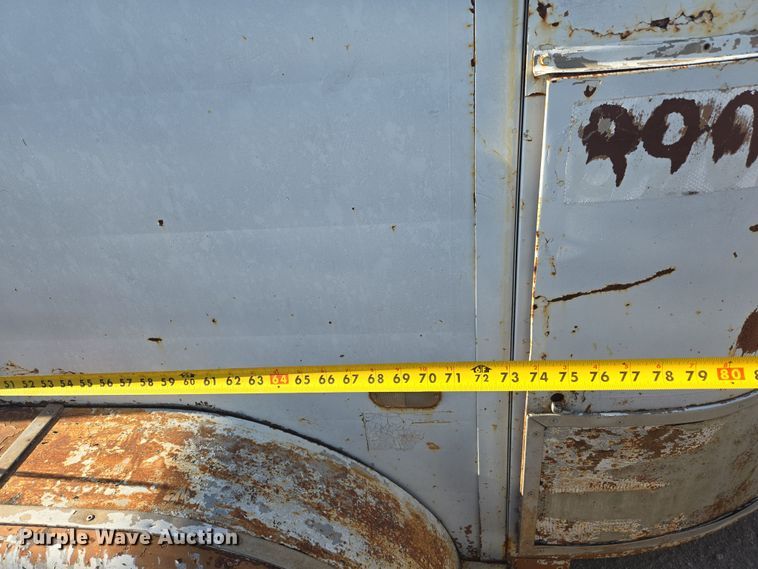 image for item DW8649 Livestock trailer