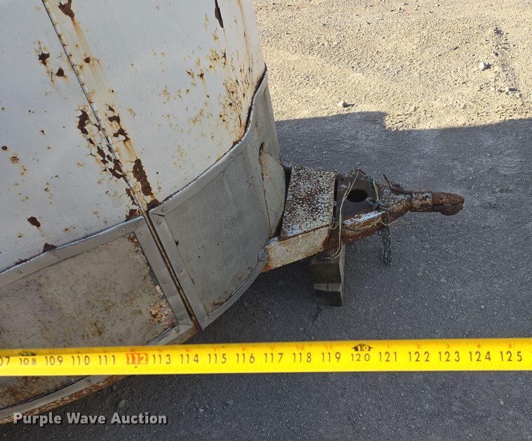 image for item DW8649 Livestock trailer