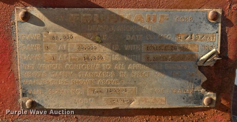 image for item DW8650 1975 Fruehauf C-35L-J3 flatbed trailer