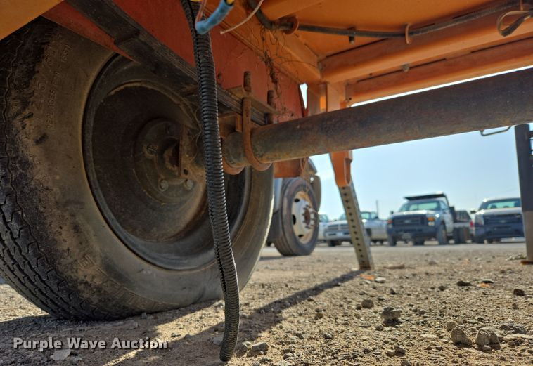 image for item DW8653 Amida ODLSE15LA arrow board trailer