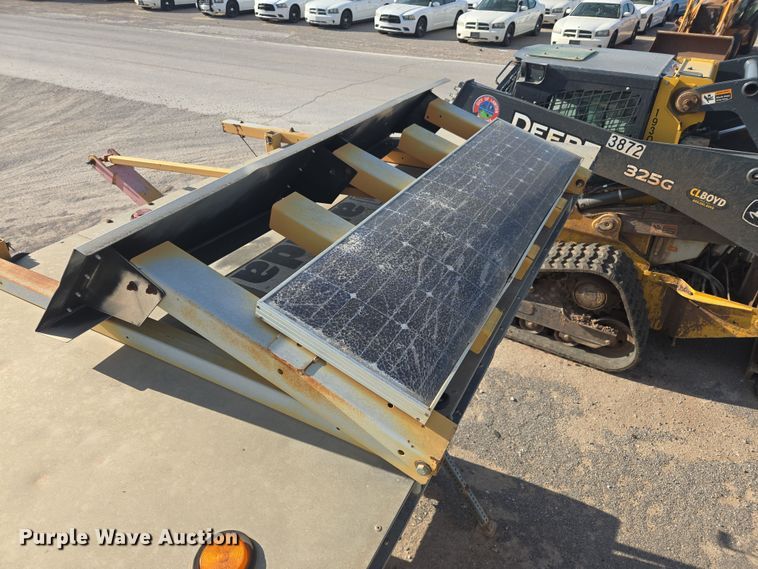 image for item DW8653 Amida ODLSE15LA arrow board trailer