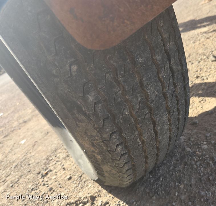 image for item DW8653 Amida ODLSE15LA arrow board trailer