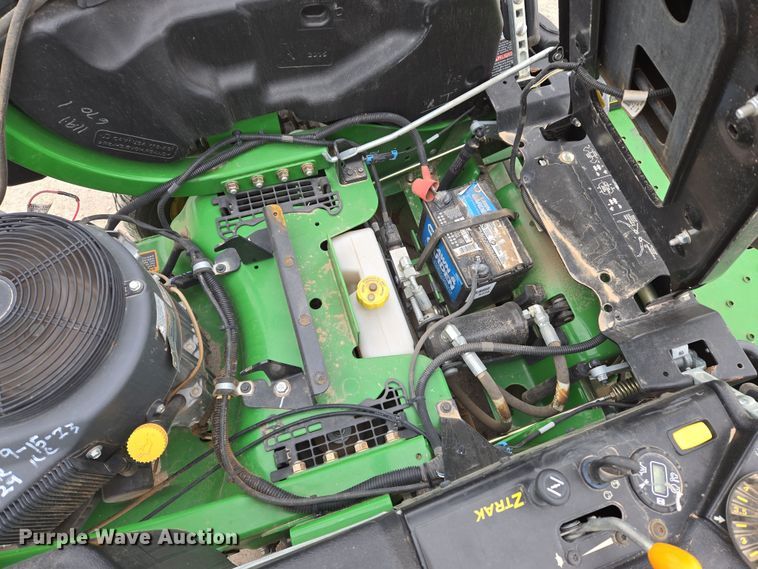 image for item DW8654 2015 John Deere Z950R ZTR lawn mower