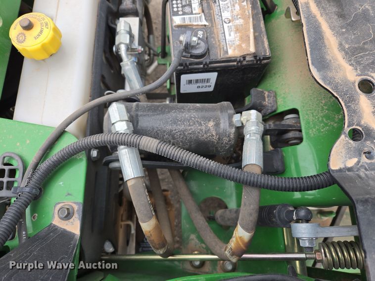 image for item DW8654 2015 John Deere Z950R ZTR lawn mower