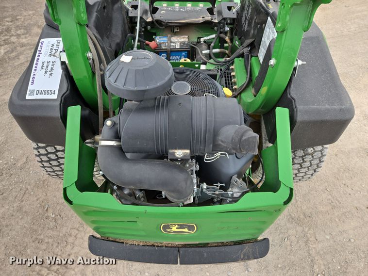 image for item DW8654 2015 John Deere Z950R ZTR lawn mower