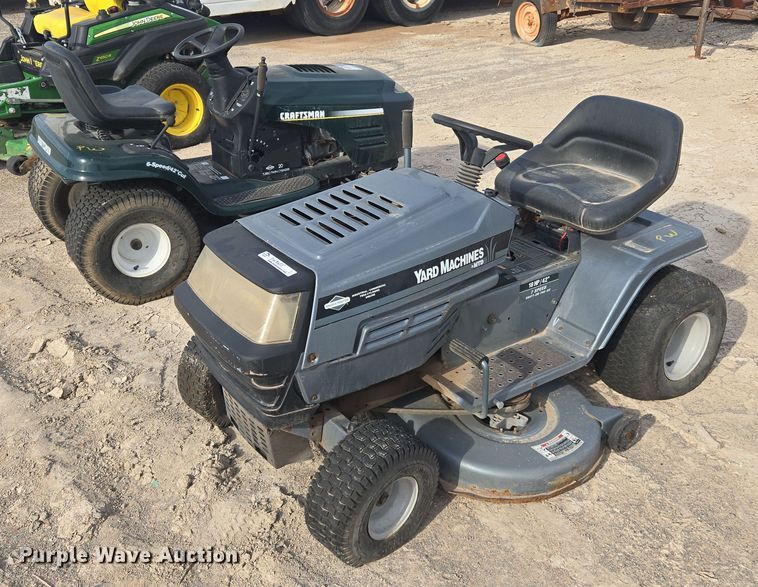 image for item DW8655 Craftsman lawn mower