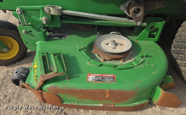 image for item DW8656 2013 John Deere Z950R ZTR lawn mower