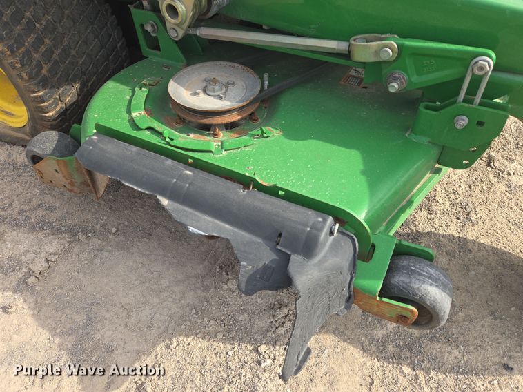 image for item DW8656 2013 John Deere Z950R ZTR lawn mower