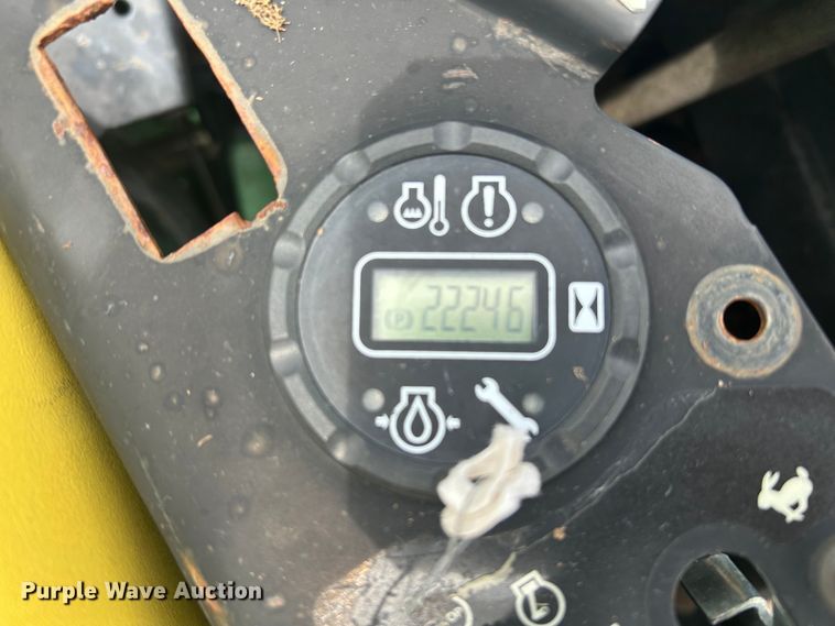 image for item DW8656 2013 John Deere Z950R ZTR lawn mower