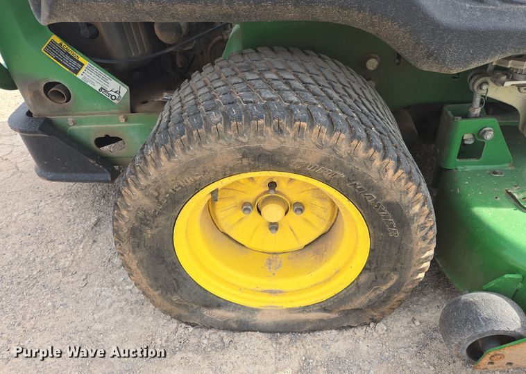 image for item DW8656 2013 John Deere Z950R ZTR lawn mower