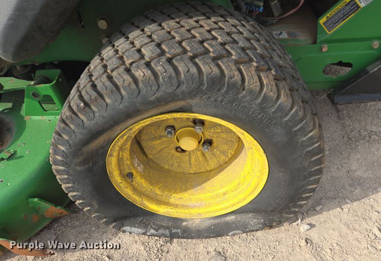 image for item DW8656 2013 John Deere Z950R ZTR lawn mower