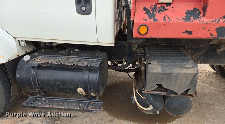 image for item DW8659 2008 International 7400 dump truck