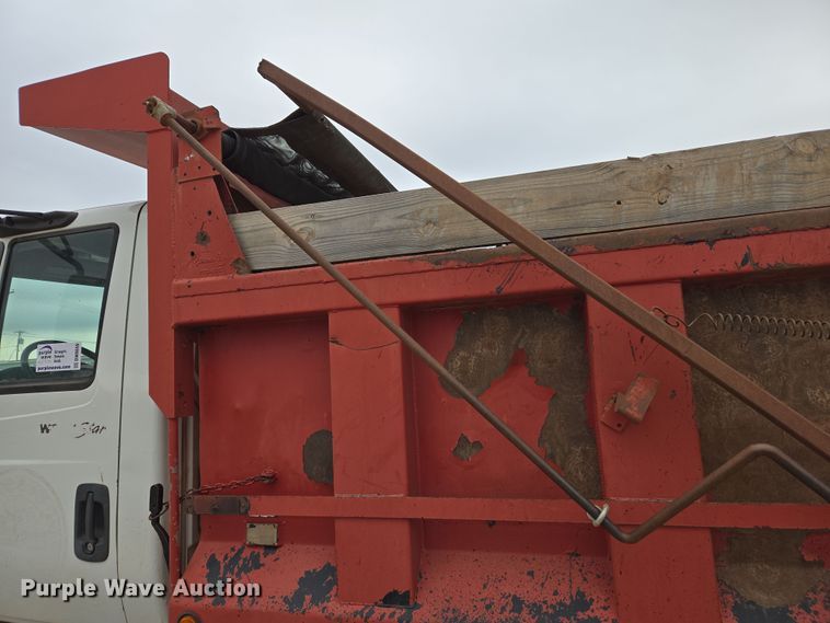 image for item DW8659 2008 International 7400 dump truck