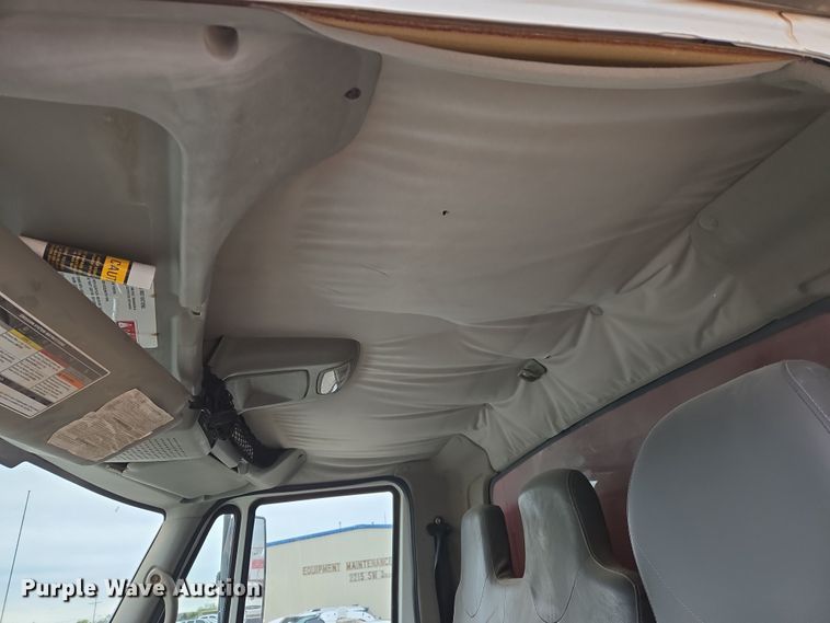 image for item DW8659 2008 International 7400 dump truck