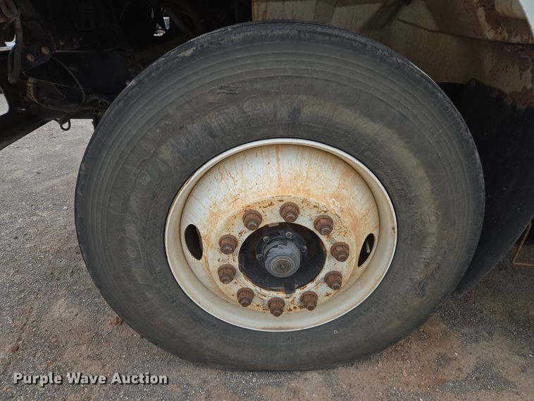 image for item DW8659 2008 International 7400 dump truck