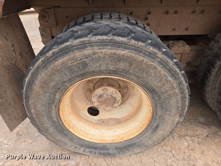 image for item DW8659 2008 International 7400 dump truck