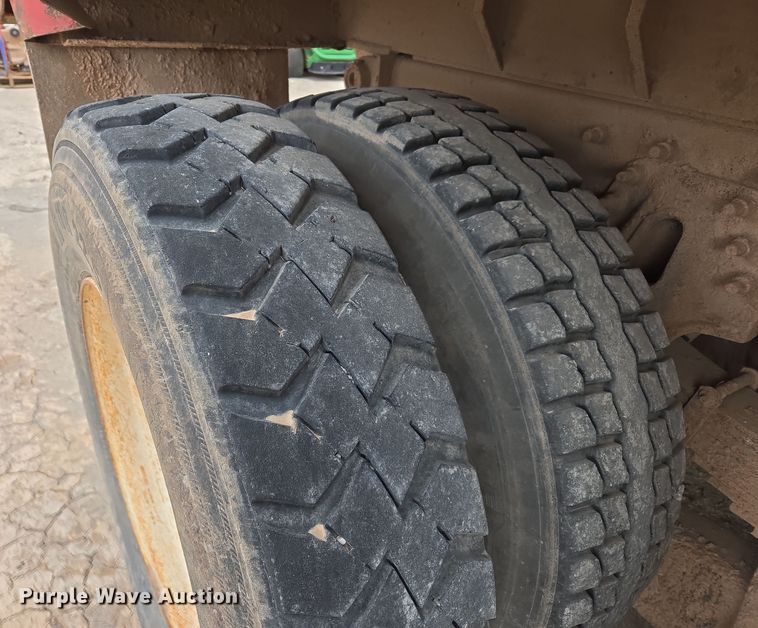 image for item DW8659 2008 International 7400 dump truck