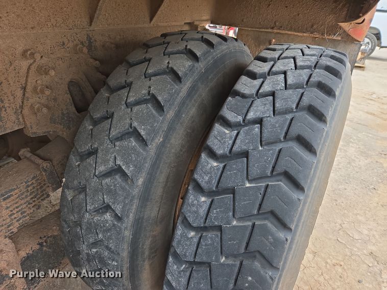 image for item DW8659 2008 International 7400 dump truck