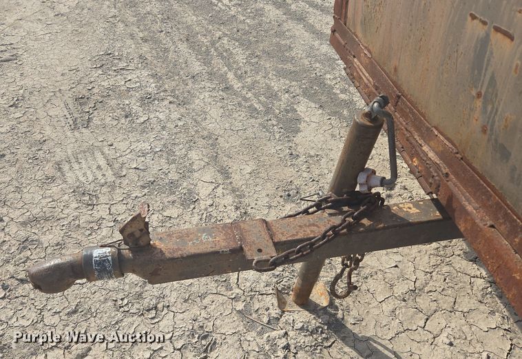 image for item DW8663 Utility trailer