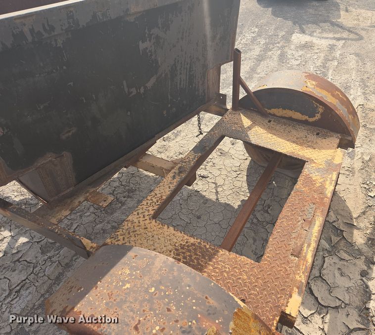 image for item DW8663 Utility trailer