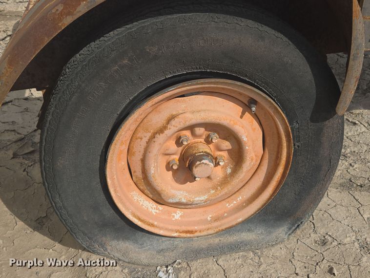 image for item DW8663 Utility trailer