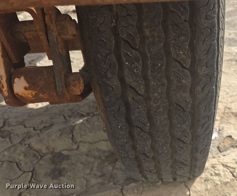 image for item DW8663 Utility trailer