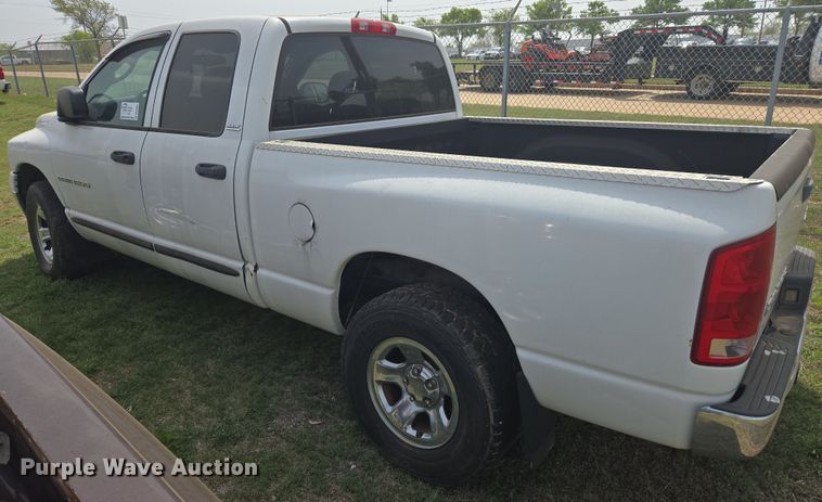 image for item DW8666 2002 Dodge Ram 1500 Quad Cab pickup truck
