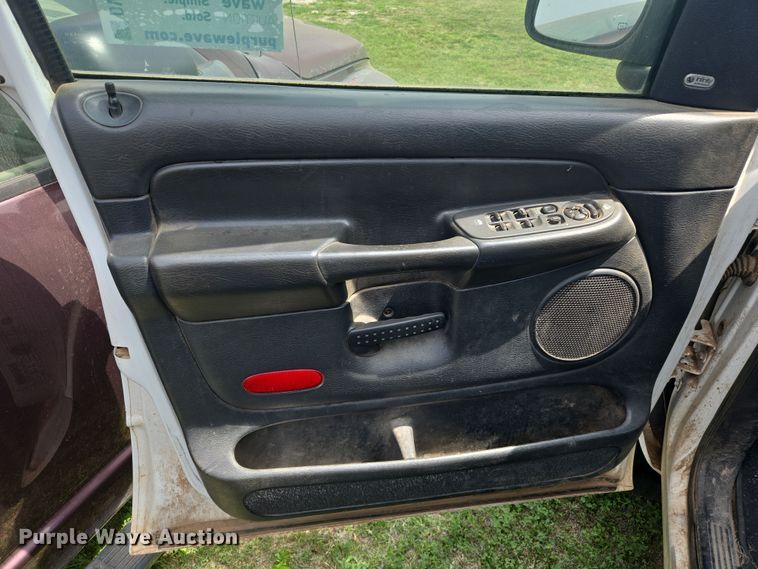 image for item DW8666 2002 Dodge Ram 1500 Quad Cab pickup truck