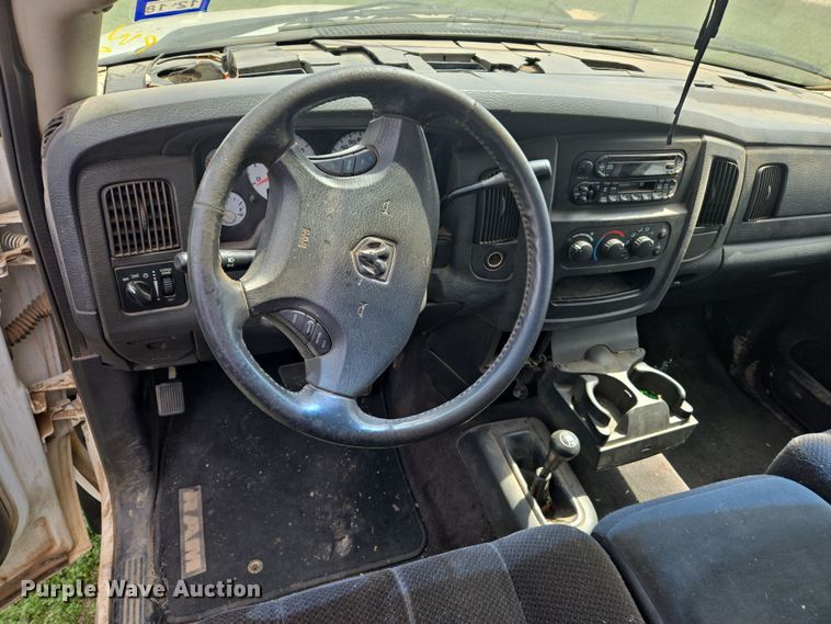 image for item DW8666 2002 Dodge Ram 1500 Quad Cab pickup truck