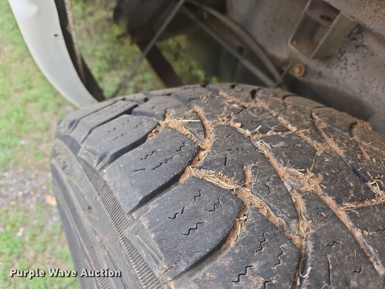 image for item DW8666 2002 Dodge Ram 1500 Quad Cab pickup truck