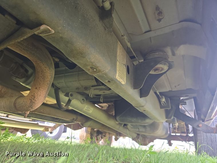 image for item DW8667 2004 Dodge Ram 1500 Quad Cab pickup truck