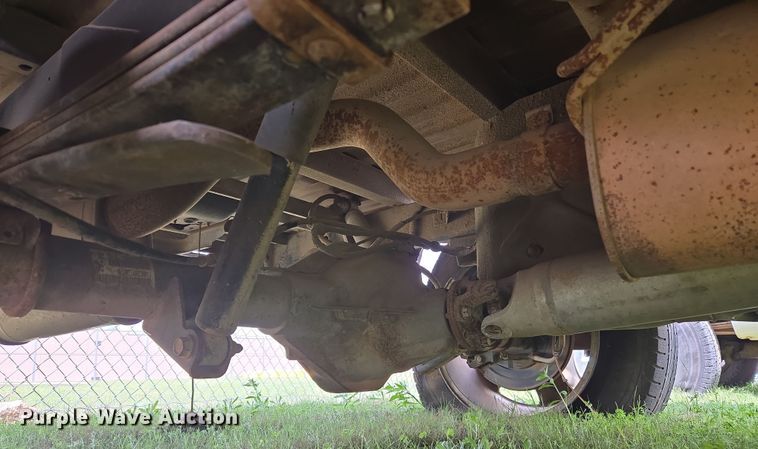 image for item DW8667 2004 Dodge Ram 1500 Quad Cab pickup truck