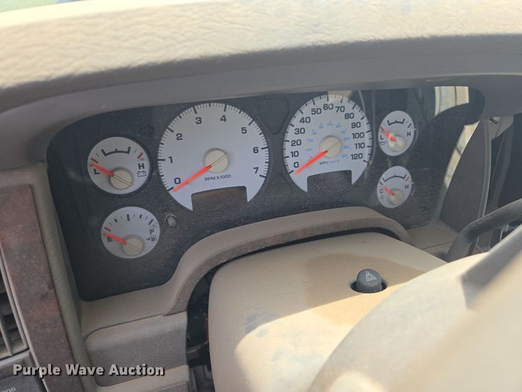 image for item DW8667 2004 Dodge Ram 1500 Quad Cab pickup truck