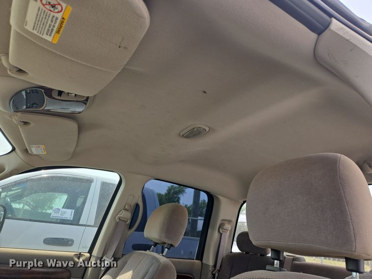 image for item DW8667 2004 Dodge Ram 1500 Quad Cab pickup truck