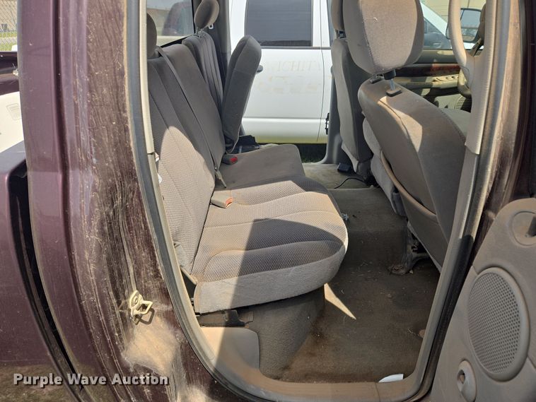 image for item DW8667 2004 Dodge Ram 1500 Quad Cab pickup truck