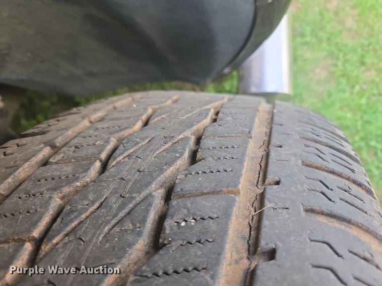 image for item DW8667 2004 Dodge Ram 1500 Quad Cab pickup truck