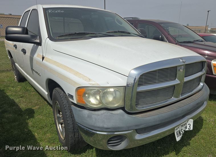 image for item DW8668 2004 Dodge Ram 2500 Quad Cab pickup truck