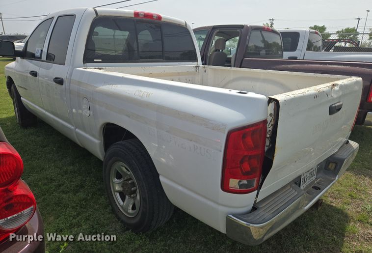 image for item DW8668 2004 Dodge Ram 2500 Quad Cab pickup truck