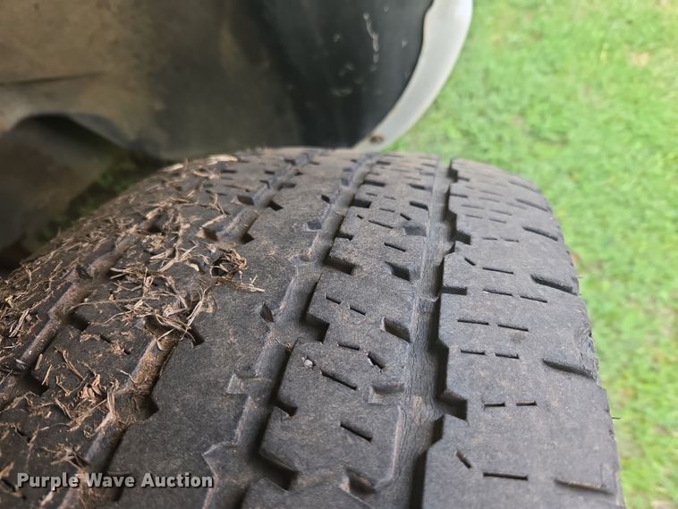 image for item DW8668 2004 Dodge Ram 2500 Quad Cab pickup truck