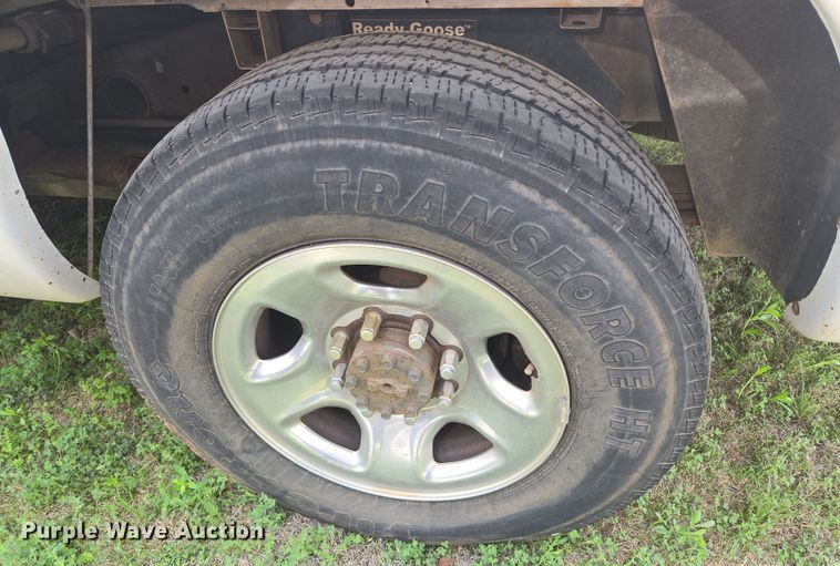 image for item DW8668 2004 Dodge Ram 2500 Quad Cab pickup truck