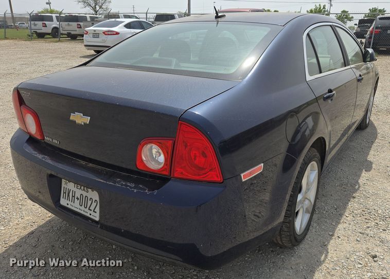 image for item DW8669 2011 Chevrolet Malibu 
