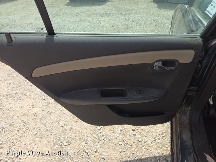 image for item DW8669 2011 Chevrolet Malibu 