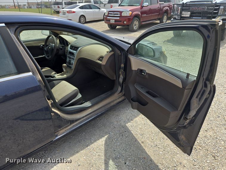 image for item DW8669 2011 Chevrolet Malibu 