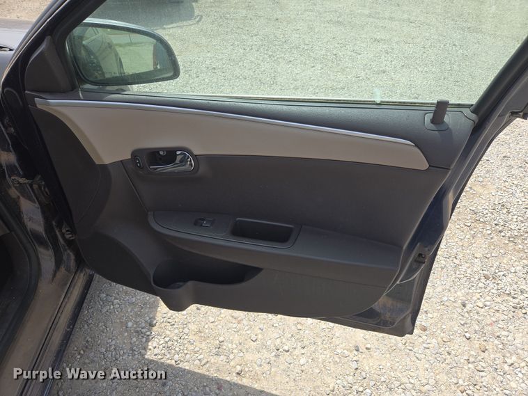 image for item DW8669 2011 Chevrolet Malibu 